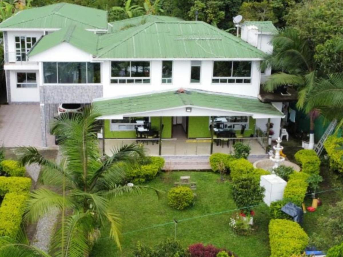 Habitacion Privada En Finca Turistica Hualcala La Mesa  Eksteriør billede